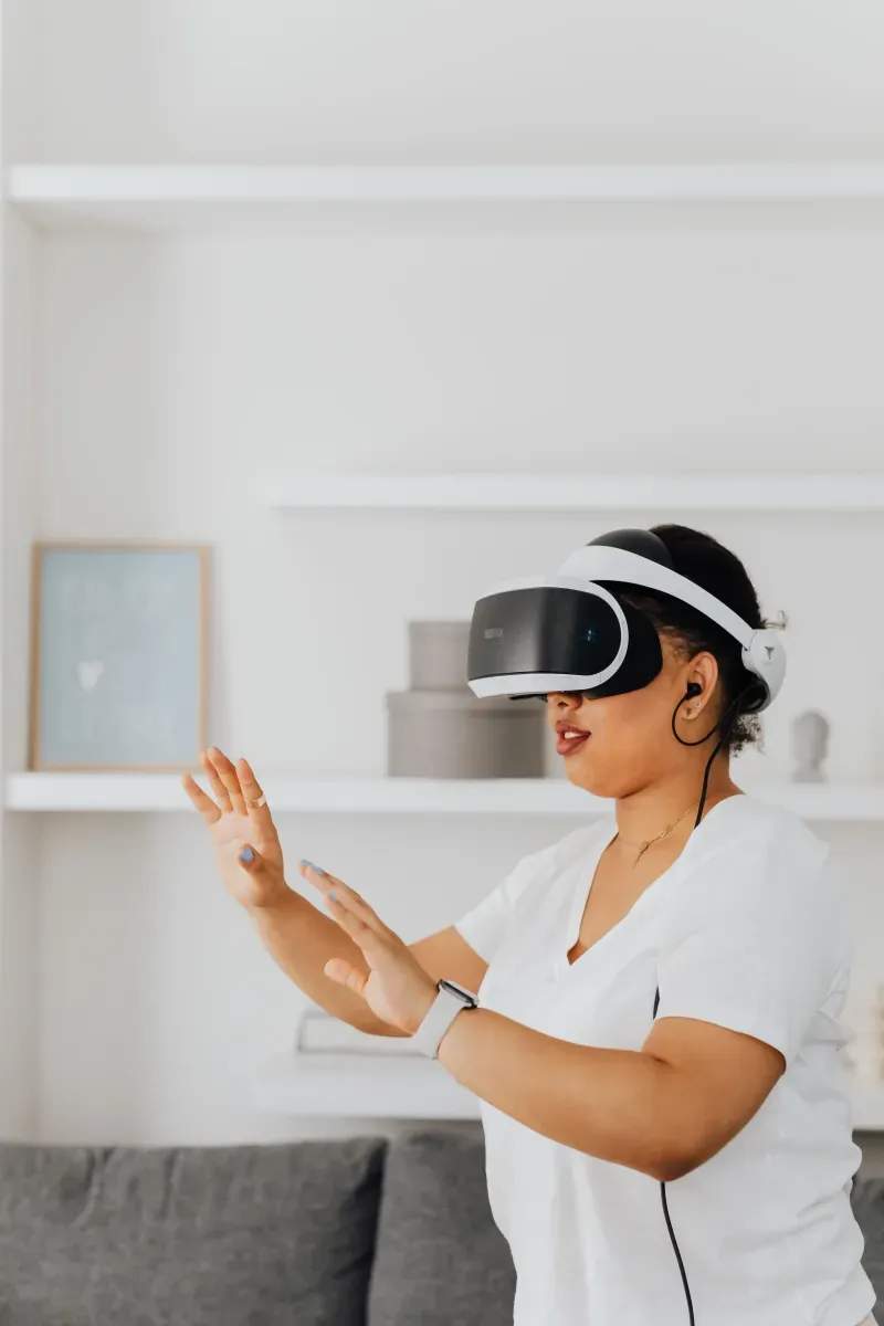 企業研修にVRを取り入れるメリットとは