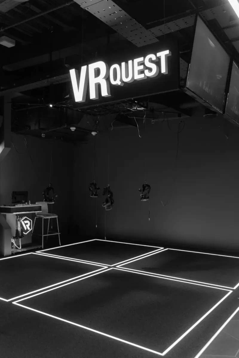 株式会社ネクストビジョンVRスタジオ 10